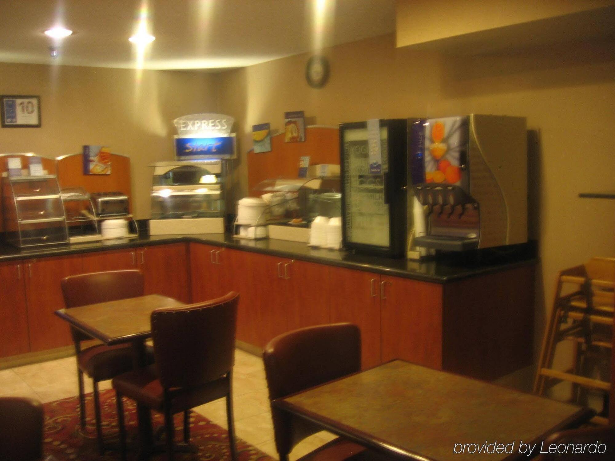 Express By Ihg La Junta