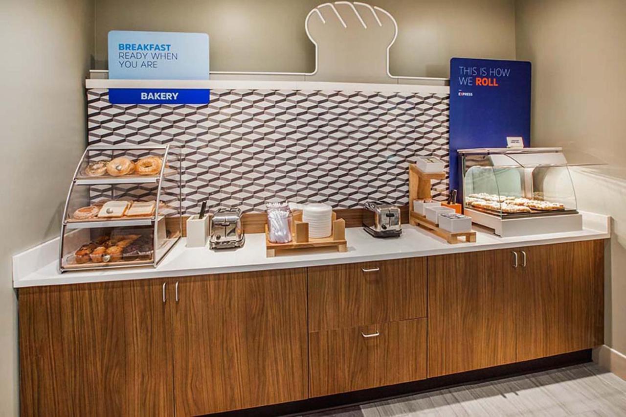 Hotel Express By Ihg La Junta
