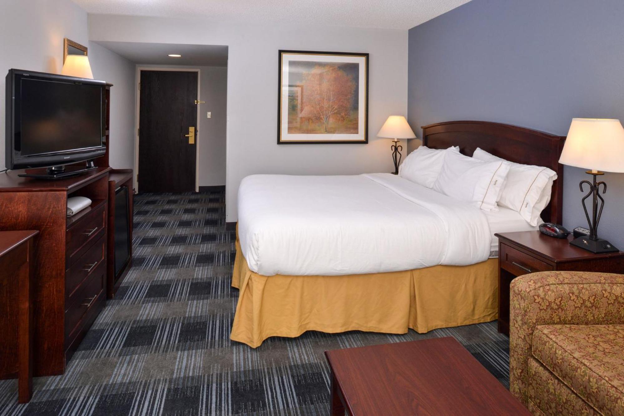 Express By Ihg La Junta