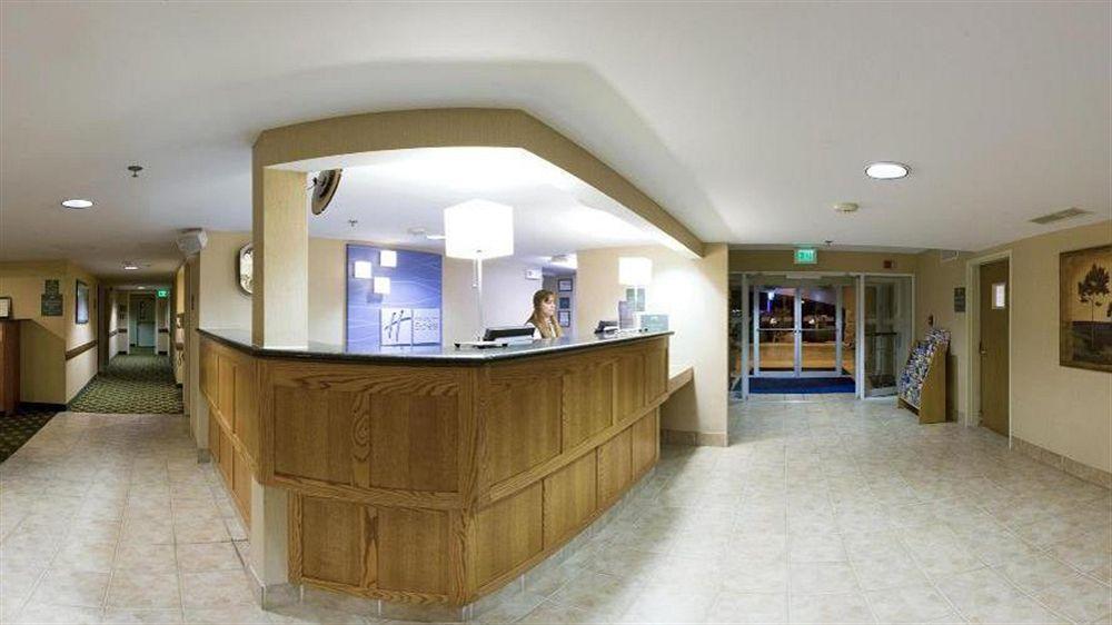 Express By Ihg Hotel