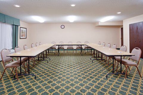 Express By Ihg Hotel La Junta